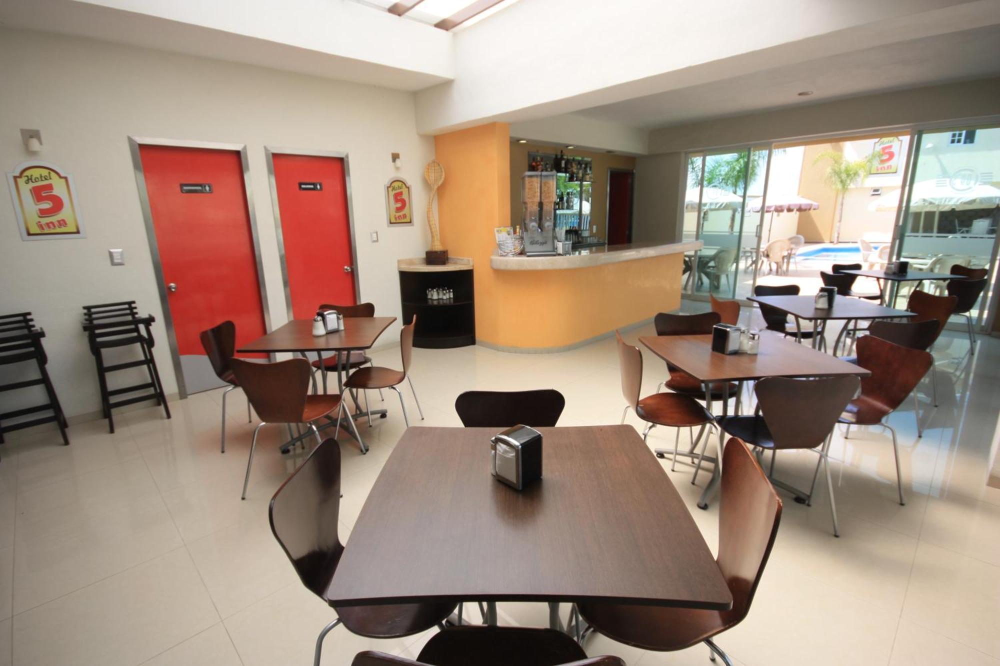 Hotel 5 Inn Silao Dış mekan fotoğraf